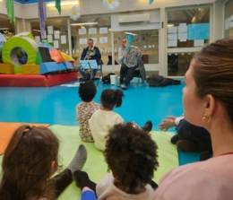 Une matinée musicale à la crèche du Point du Jour !